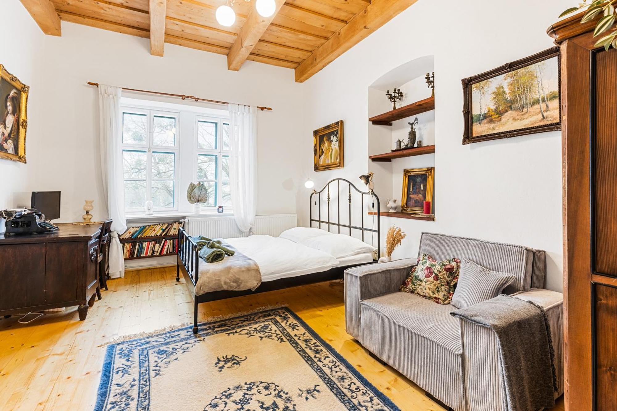 Sovi Dom- Historicke Apartmany Z 19 Storocia, 4Km Od Banskej Stiavnice Svätý Anton Екстериор снимка