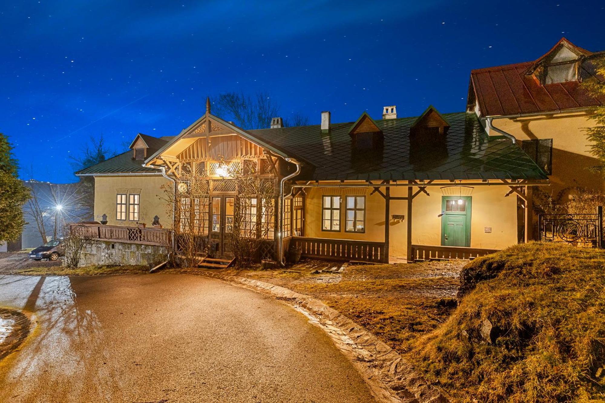 Sovi Dom- Historicke Apartmany Z 19 Storocia, 4Km Od Banskej Stiavnice Svätý Anton Екстериор снимка