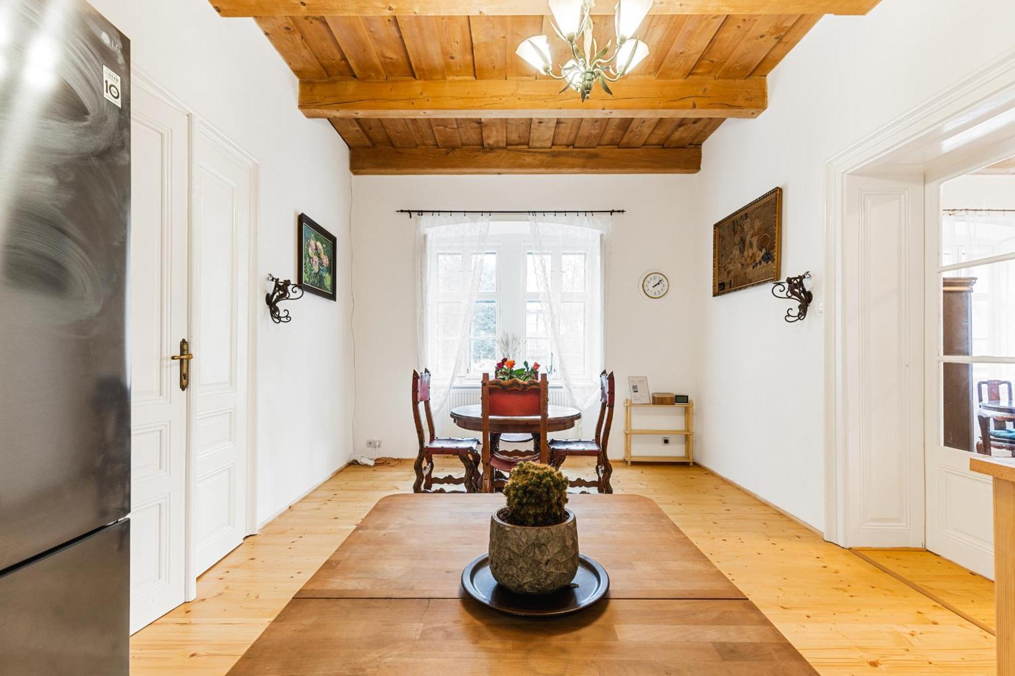 Sovi Dom- Historicke Apartmany Z 19 Storocia, 4Km Od Banskej Stiavnice Svätý Anton Екстериор снимка